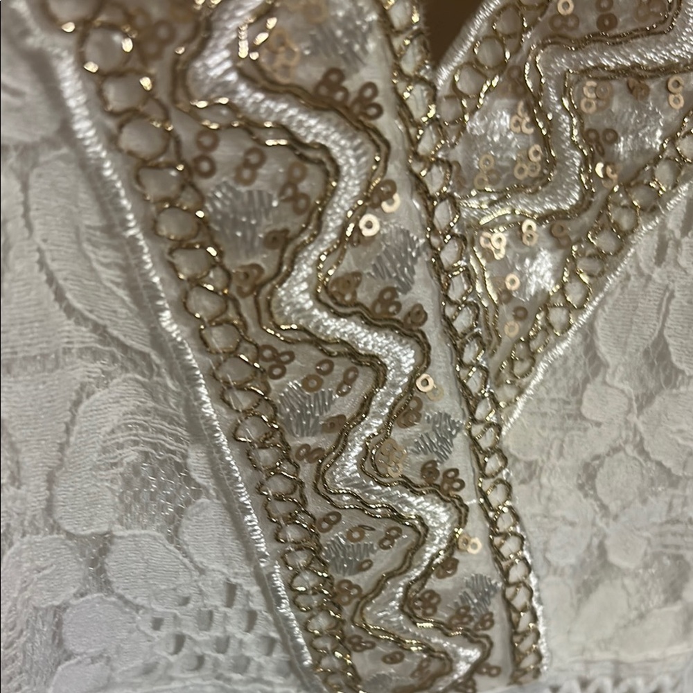 White and Gold Sleeveless Backless Sundress - Picture 8 of 14